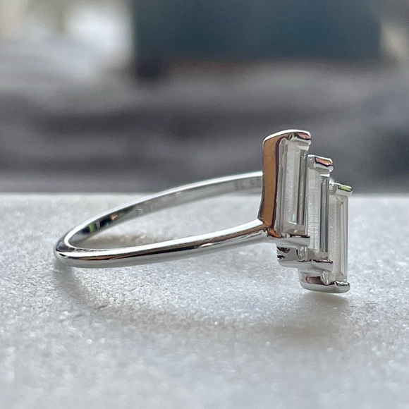 3 Baguette Ring - price firm - Picture 3 of 8